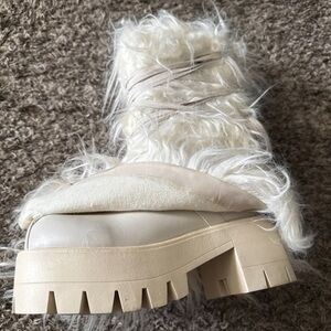 Darker Wavs Platform Beige white faux fur boot dollskill